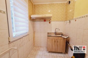 270EURO-Apartament 3 camere nedecomandat de inchiriat NEMOBILAT zona Tatarasi anunturi imobiliare Iasi