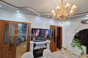 Apartament 4 camere de vanzare DACIA - Bucuresti anunturi imobiliare Bucuresti