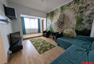 350 €, Apartament 3 camere