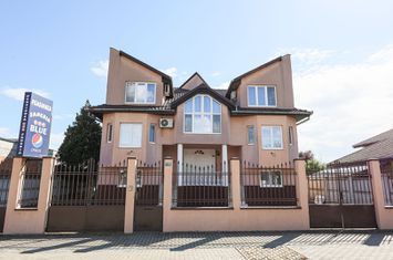 Flexibilitate într-o locație cheie, ideală pt hotel, cămin, clinică. anunturi imobiliare Arad