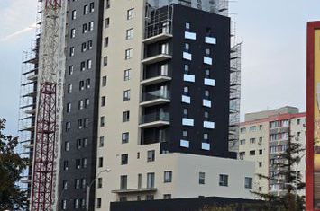 Oferta Apartamente c in Bloc Nou 41 mp et.8, anunturi imobiliare Mures
