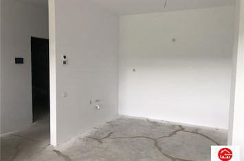Apartament 2 camere de vanzare TUDOR - Mures anunturi imobiliare Mures