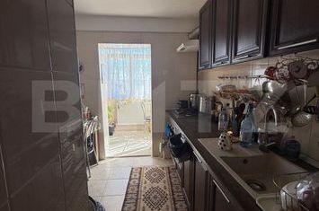 Apartament 3 camere de vanzare SUCEAVA - Suceava anunturi imobiliare Suceava