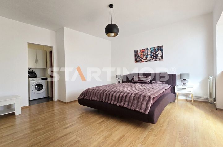 Garsoniera zona Judetean-Parcul Trandafirilor anunturi imobiliare Brasov