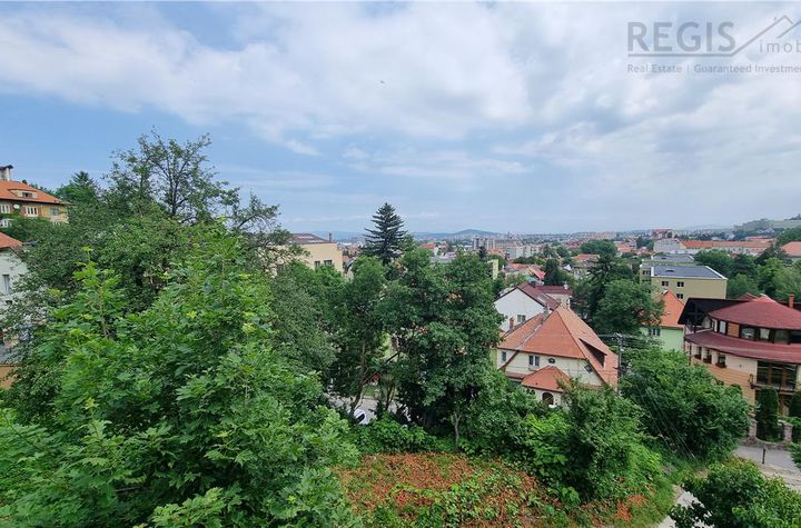 Vilă - 7 camere de vanzare BRASOVUL VECHI - Brasov anunturi imobiliare Brasov