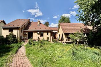 Casă - 6 camere de vanzare TREI STEJARI - Sibiu anunturi imobiliare Sibiu
