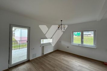 Vilă - 4 camere de vanzare CISNADIE - Sibiu anunturi imobiliare Sibiu