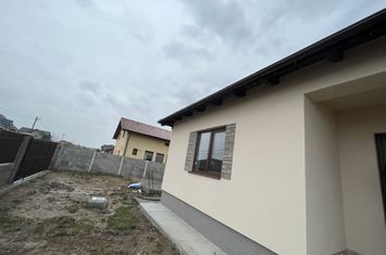 Casă - 4 camere de vanzare SAG - Timis anunturi imobiliare Timis