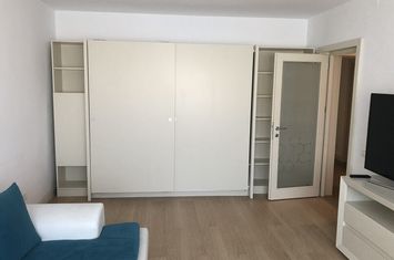 3 Camere Unirii Corneliu Coposu anunturi imobiliare Bucuresti