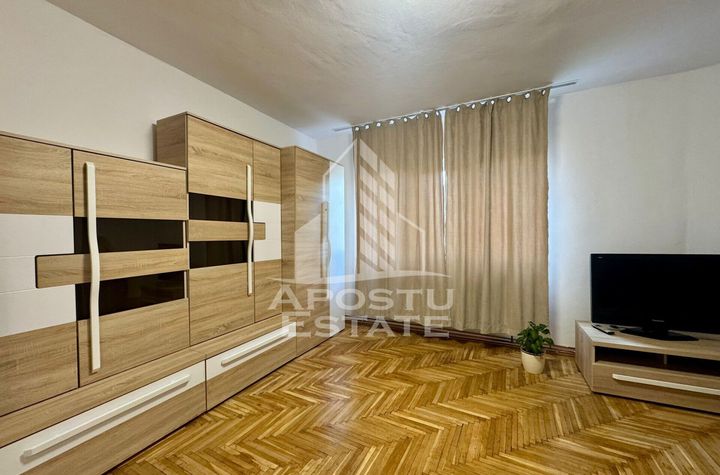 Apartament cu 3 camere, 2 bai, etaj intermediar, Aradului anunturi imobiliare Timis