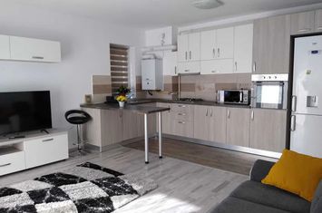 Apartament 3 camere de inchiriat TRACTORU - Brasov anunturi imobiliare Brasov