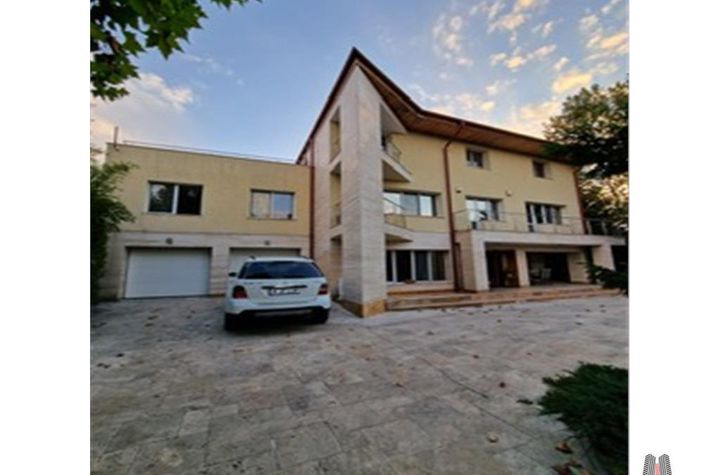 Casă - 8 camere de vanzare PIPERA - Bucuresti anunturi imobiliare Bucuresti