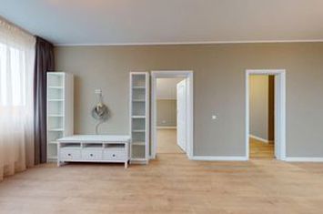 CHITILA - Bucurestii Noi | 3 Camere Curte + Parcare anunturi imobiliare Bucuresti