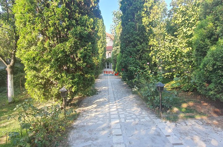Casă - 8 camere de vanzare CENTRAL - Alba anunturi imobiliare Alba
