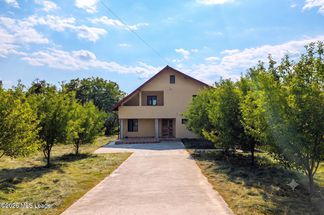 Casă 6 cam de vânzare Arges - Valea Mare-Bratia
