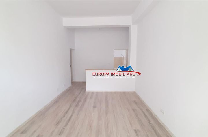 Apartament 3 camere de vanzare 23 AUGUST - Tulcea anunturi imobiliare Tulcea