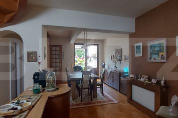 Vilă - 5 camere de vanzare SATU MARE - Satu Mare anunturi imobiliare Satu Mare