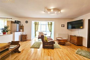 Apartament 7 camere de vanzare BORHANCI  - Cluj anunturi imobiliare Cluj