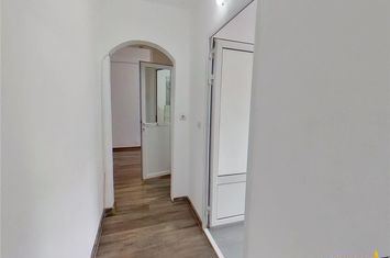 Apartament 3 camere de vanzare EXTERIOR EST - Brasov anunturi imobiliare Brasov