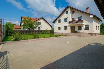 Casă - 5 camere de vanzare STUPINI - Brasov anunturi imobiliare Brasov