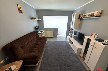 Apartament 2 camere de vanzare GARA - Vrancea anunturi imobiliare Vrancea