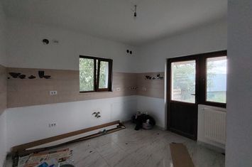 Casa cu 3 camere, intabulata, Ciurbesti anunturi imobiliare Iasi