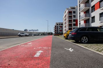 APARTAMENT CU 2 DORMITOARE DIN BLOCUL R37 | ARED AFI anunturi imobiliare Arad