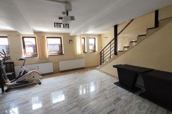 Casă - 4 camere de vanzare SIBIU - Sibiu anunturi imobiliare Sibiu