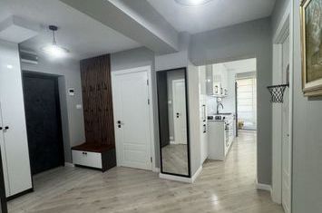 Apartament 3 camere de vanzare DECEBAL - Bucuresti anunturi imobiliare Bucuresti