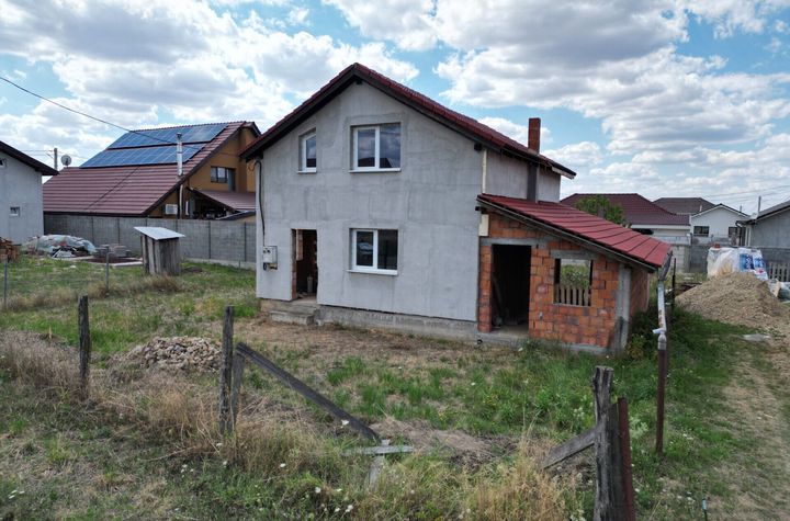 Casa la gri in Frumuseni anunturi imobiliare Arad