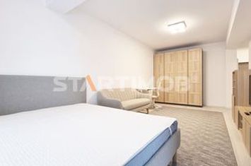 Garsoniera  prima inchiriere zona Coresi cu parcare anunturi imobiliare Brasov