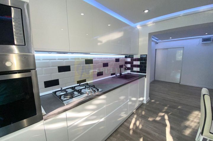 Apartament 4 cam. Sos Oltenitei - 10 min. METROU Aparatori renovat LUX anunturi imobiliare Bucuresti