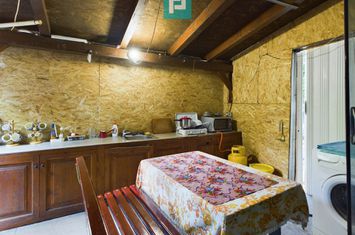 Căsuță cu anexe de vânzare pe ștrandul Neptun anunturi imobiliare Arad