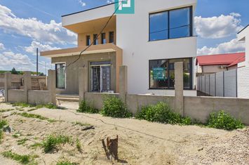 Eleganță și liniște în Parneava – Strada Griviței anunturi imobiliare Arad
