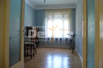 Casă - 4 camere de inchiriat BRASOV - Brasov anunturi imobiliare Brasov