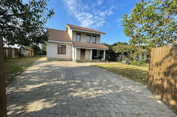 Casă - 6 camere de vanzare SANNICOLAU MIC - Arad anunturi imobiliare Arad