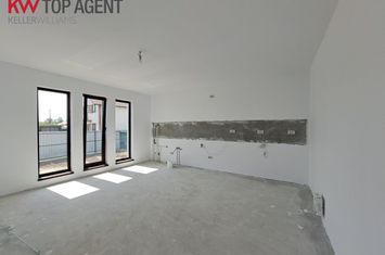 Casă - 4 camere de vanzare BRADU - Arges anunturi imobiliare Arges