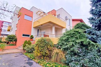 Vilă 6 cam de vânzare Bucuresti - Popesti-Leordeni