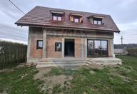 270.000 €, Casă