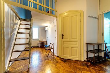 Apartament generos cu 1 cameră, ultracentral anunturi imobiliare Arad