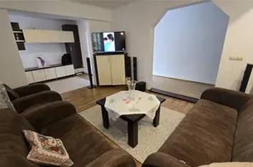 Vilă - 4 camere de vanzare CENTRAL - Suceava anunturi imobiliare Suceava