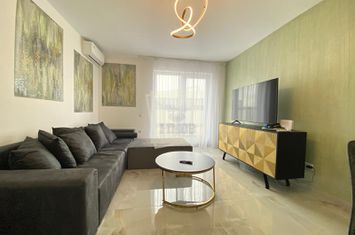 Apartament 3 camere de inchiriat CENTRAL - Sibiu anunturi imobiliare Sibiu