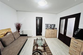 Casă - 4 camere de vanzare TREI STEJARI - Sibiu anunturi imobiliare Sibiu