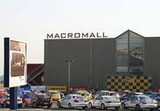 Urmeaza o noua inchidere? Proprietarul MacroMall lupta sa recupereze datoriile de la chiriasi