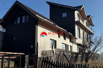 Vilă - 9 camere de vanzare VALEA DOFTANEI - Prahova anunturi imobiliare Prahova