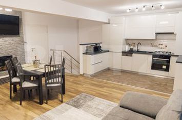 Apartament 3 camere de vanzare TRACTORU - Brasov anunturi imobiliare Brasov