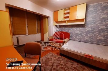 Apartament cu 3 camere, centrala proprie, Take Ionescu anunturi imobiliare Timis