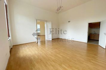 Apartament central I Zona Facultatii de Medicina anunturi imobiliare Bihor