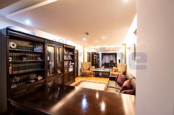 Apartament 4 camere de vanzare IASI - Iasi anunturi imobiliare Iasi