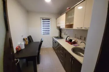 3 CAMERE // REPUBLICII //  MOBILAT SI UTILAT anunturi imobiliare Prahova